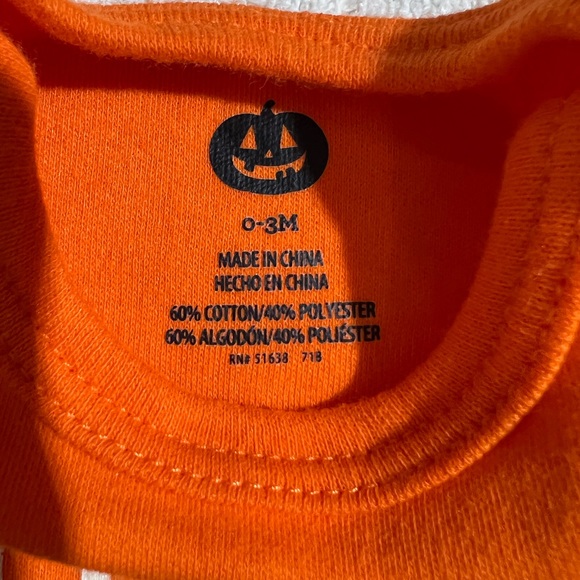Infant Halloween onesie 0-3 months FINAL PRICE DROP. Get it before Halloween - Picture 4 of 4